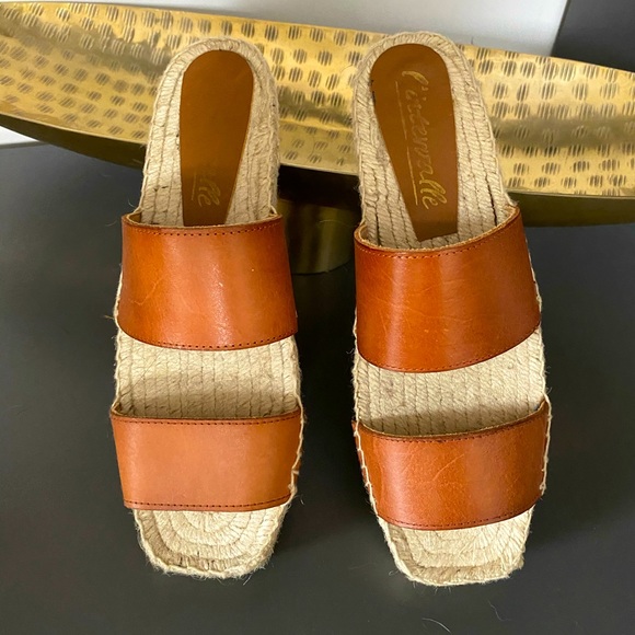 Lintervalle sandals - Picture 2 of 3